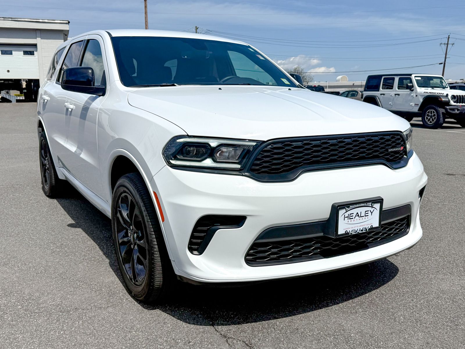 Photo view of 2026 Dodge Durango in White