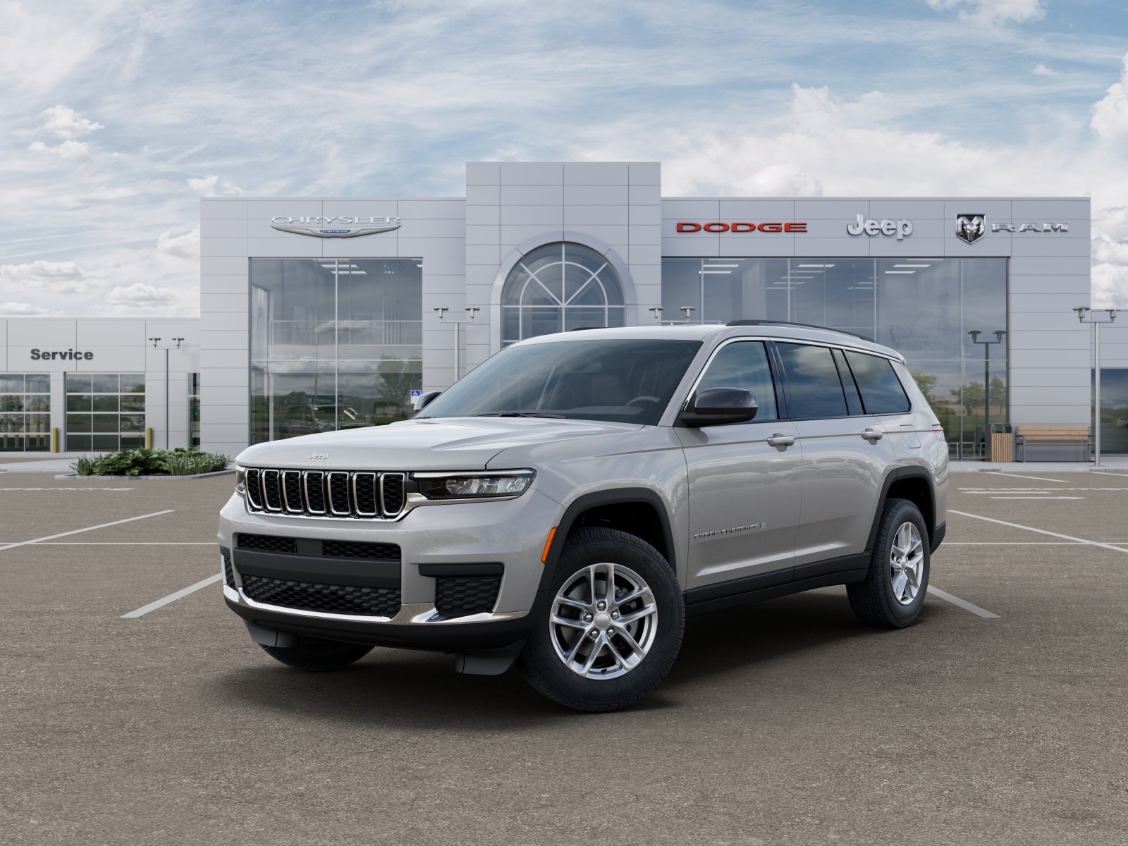 Photo view of 2025 Jeep Grand Cherokee L in Silver
