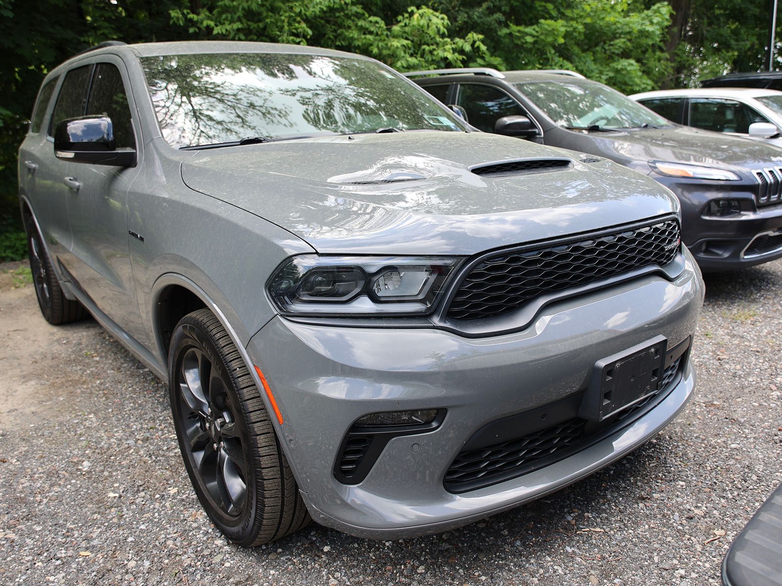 Photo view of 2023 Dodge Durango in Gray
