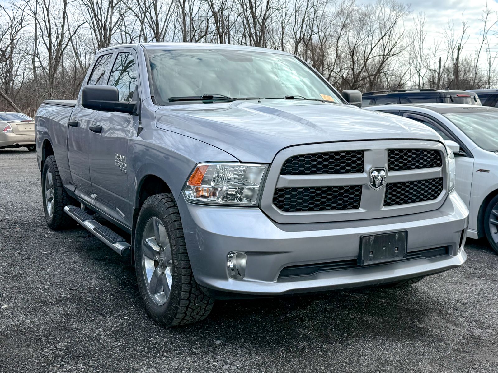 Photo view of 2019 Ram 1500 Classic in Silver