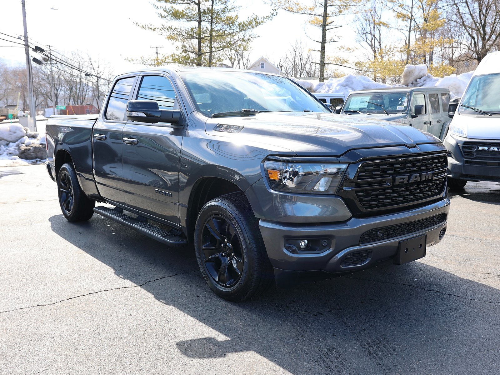 Photo view of 2022 Ram 1500 in Gray
