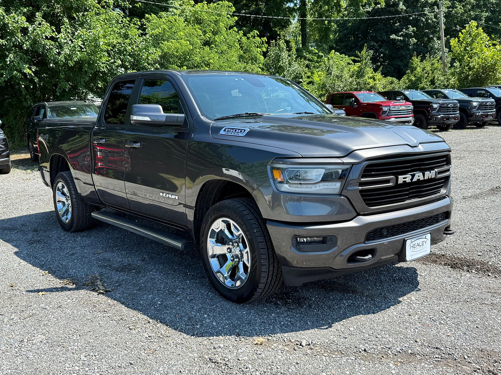 Photo view of 2019 Ram 1500 in Gray