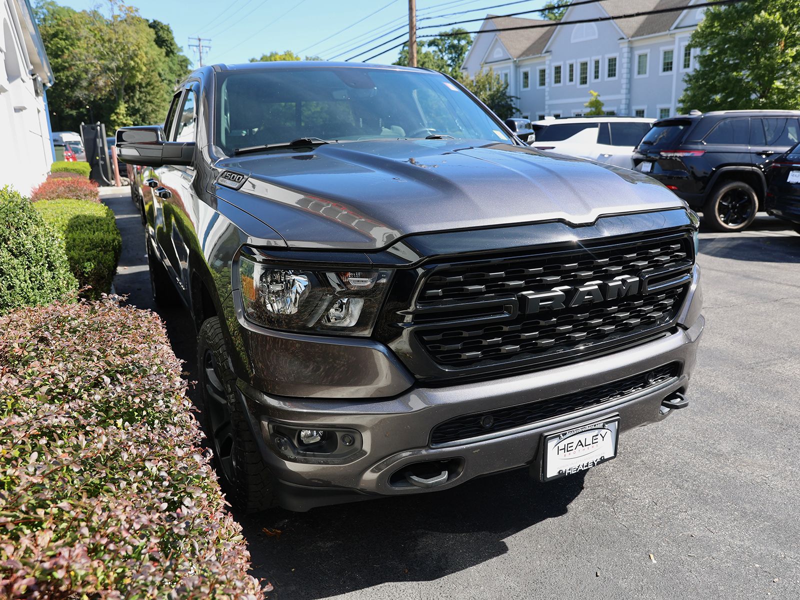 Photo view of 2024 Ram 1500 in Gray