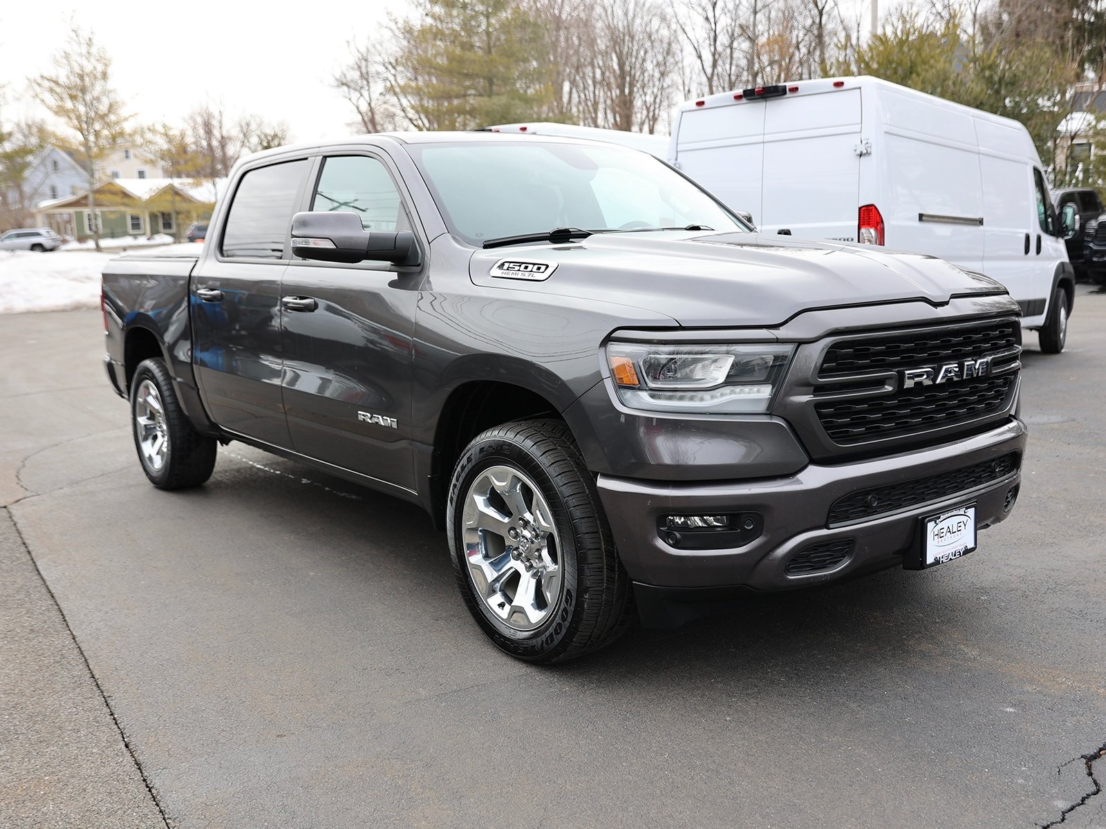 Photo view of 2022 Ram 1500 in Gray