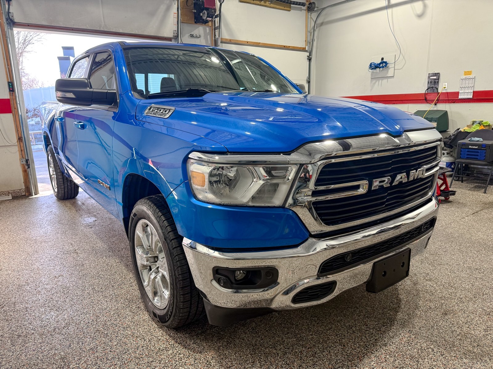 Photo view of 2021 Ram 1500 in Blue