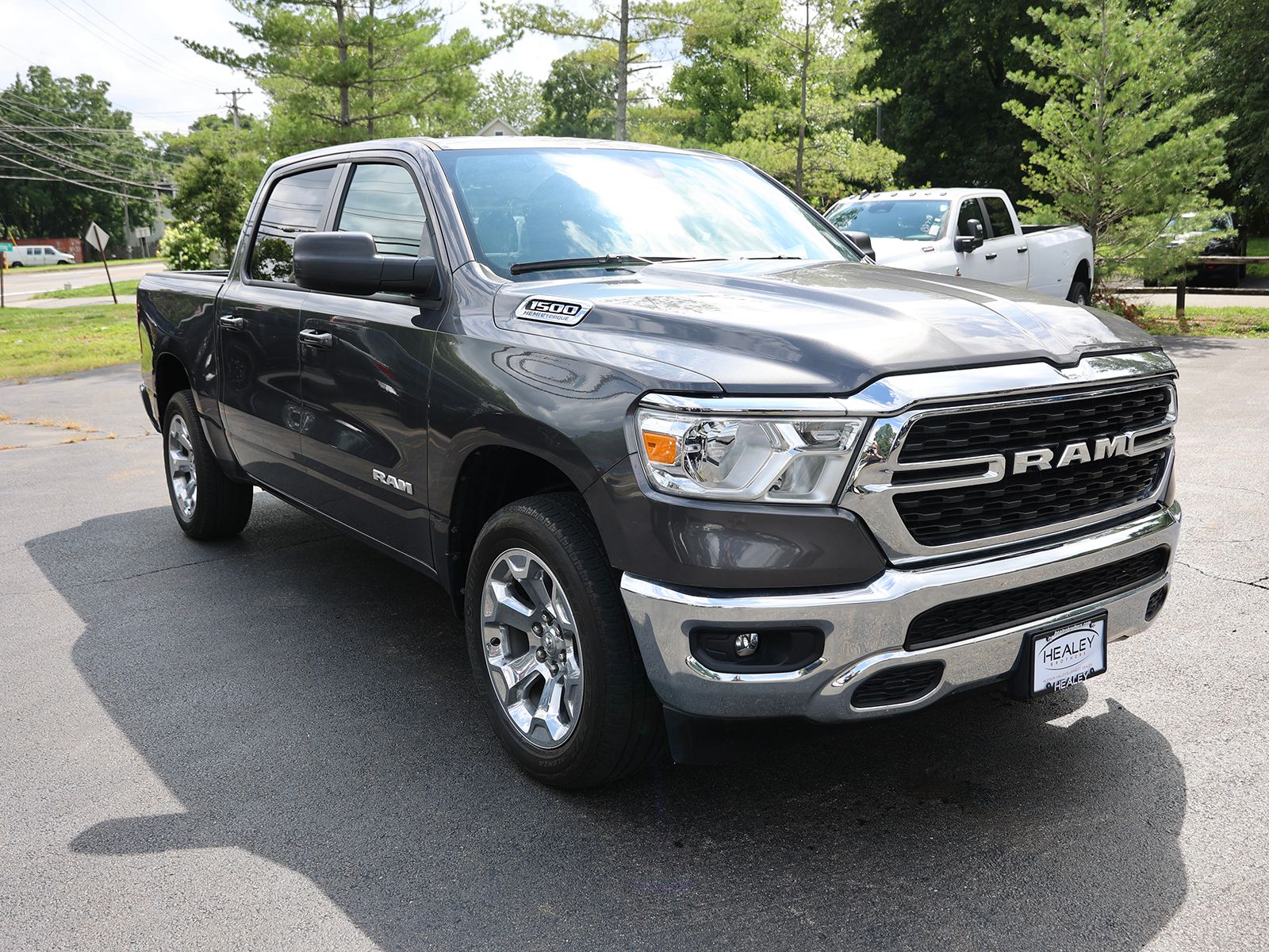 Photo view of 2022 Ram 1500 in Gray