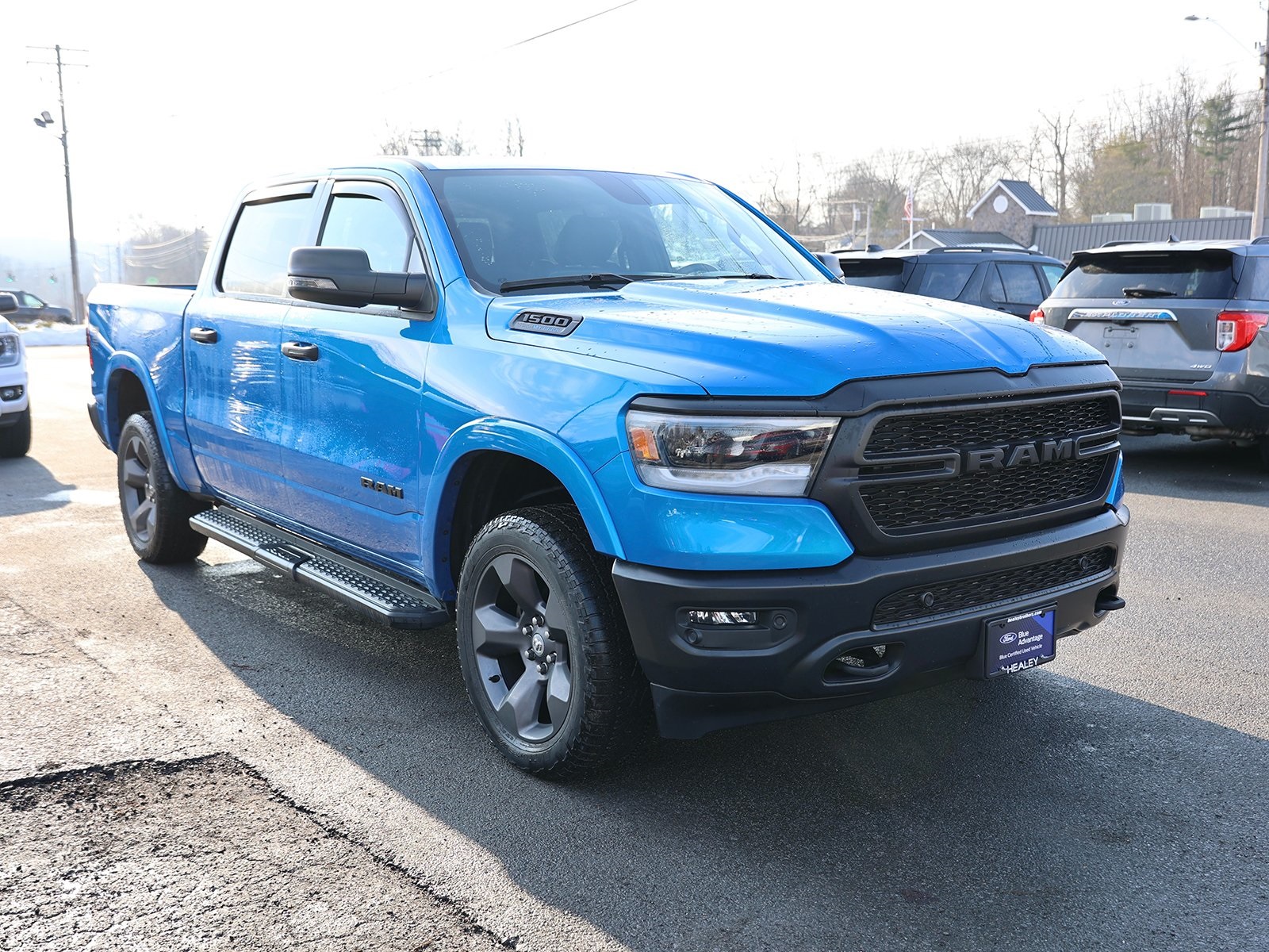 Photo view of 2023 Ram 1500 in Blue