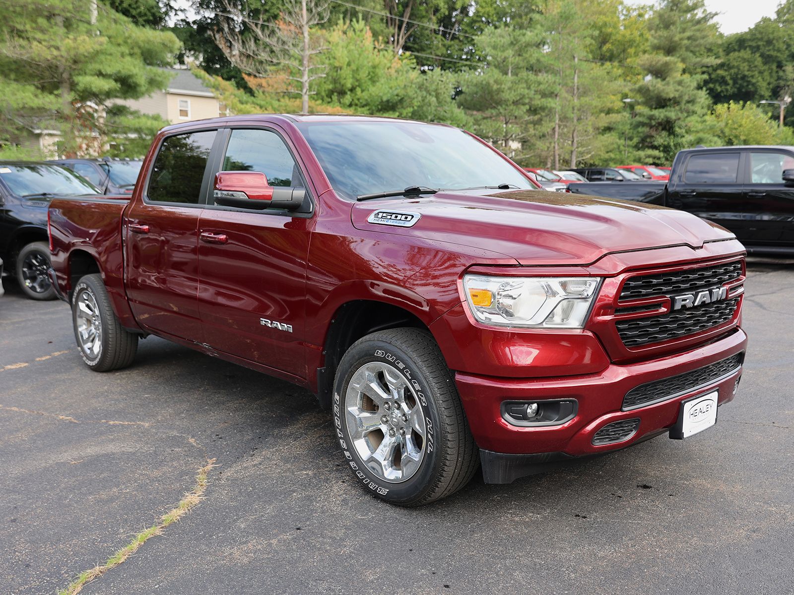 Photo view of 2023 Ram 1500 in Red