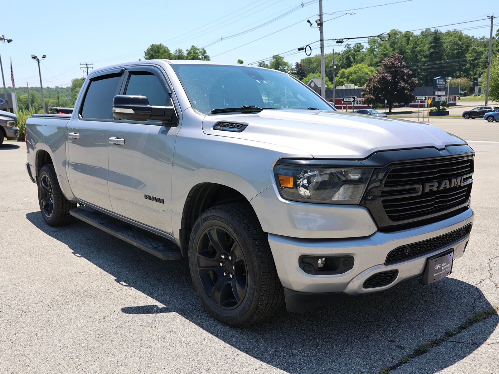 Photo view of 2021 Ram 1500 in Silver