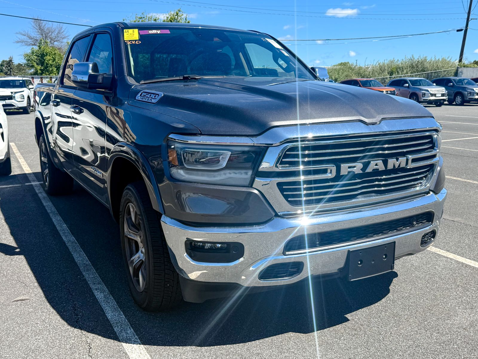Photo view of 2022 Ram 1500 in Gray