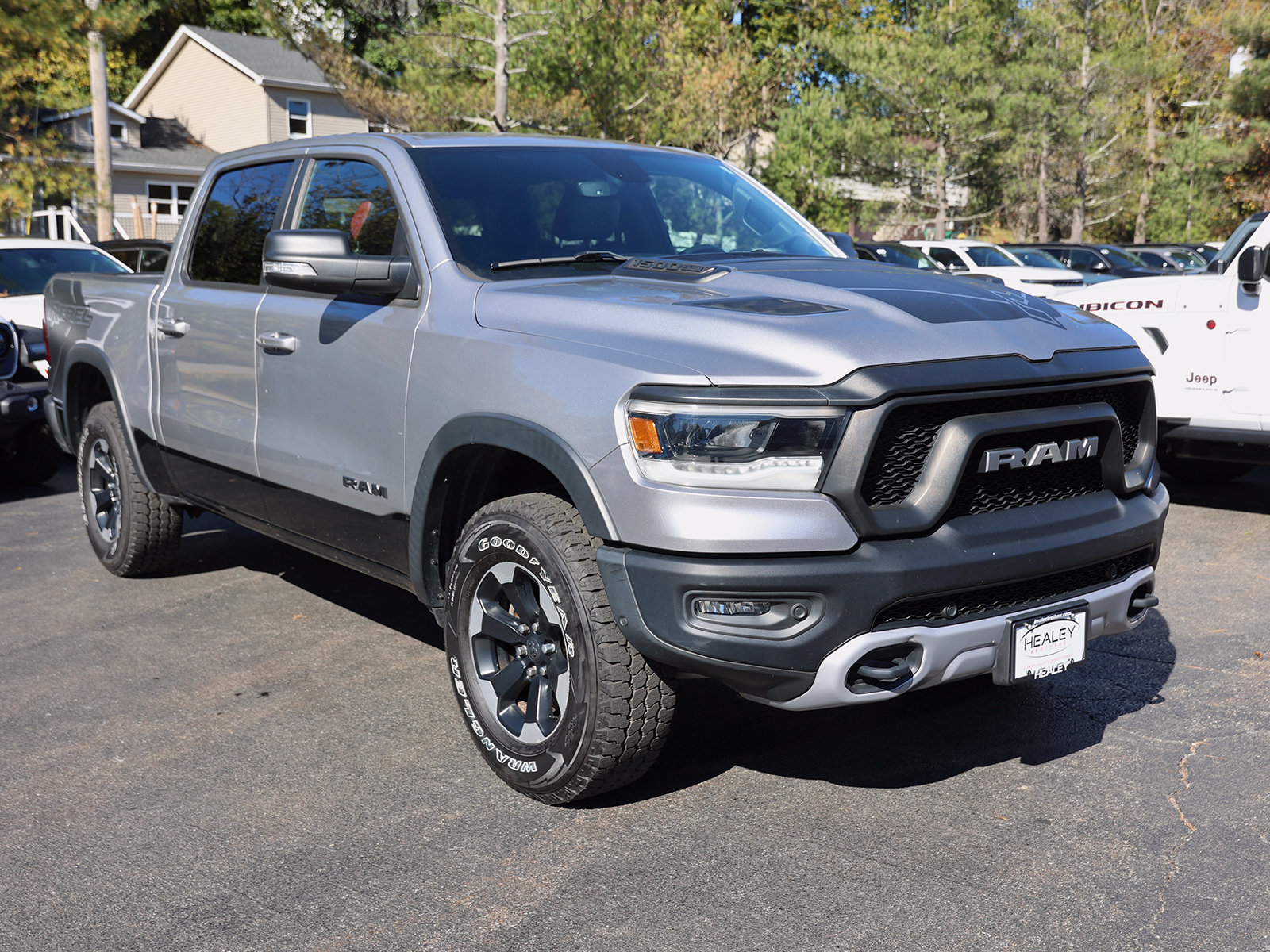 Photo view of 2020 Ram 1500 in Silver