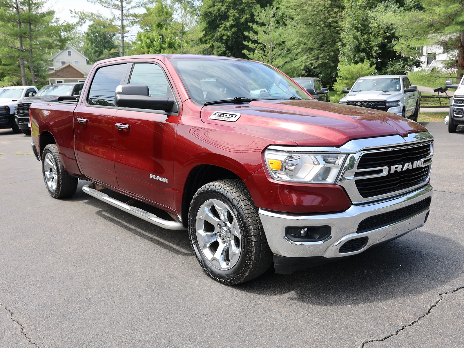 Photo view of 2019 Ram 1500 in Red