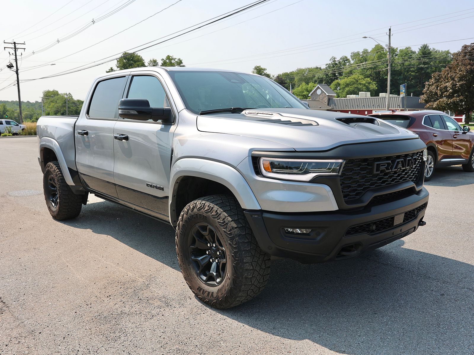 Photo view of 2025 Ram 1500 in Silver