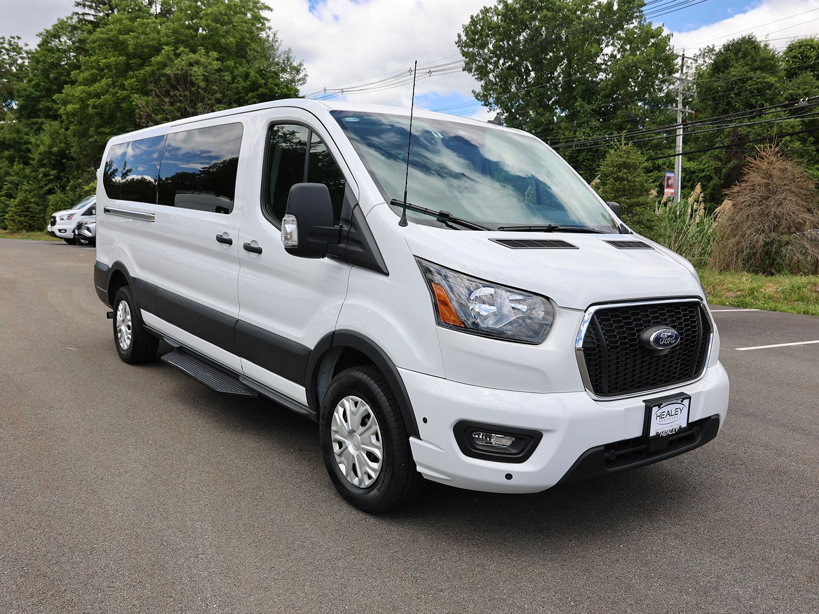 Photo view of 2025 Ford Transit Passenger Wagon in White