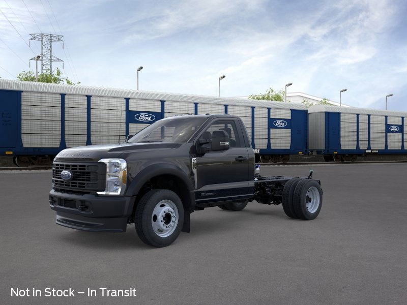 Photo view of 2026 Ford Super Duty Chassis Cab in Black