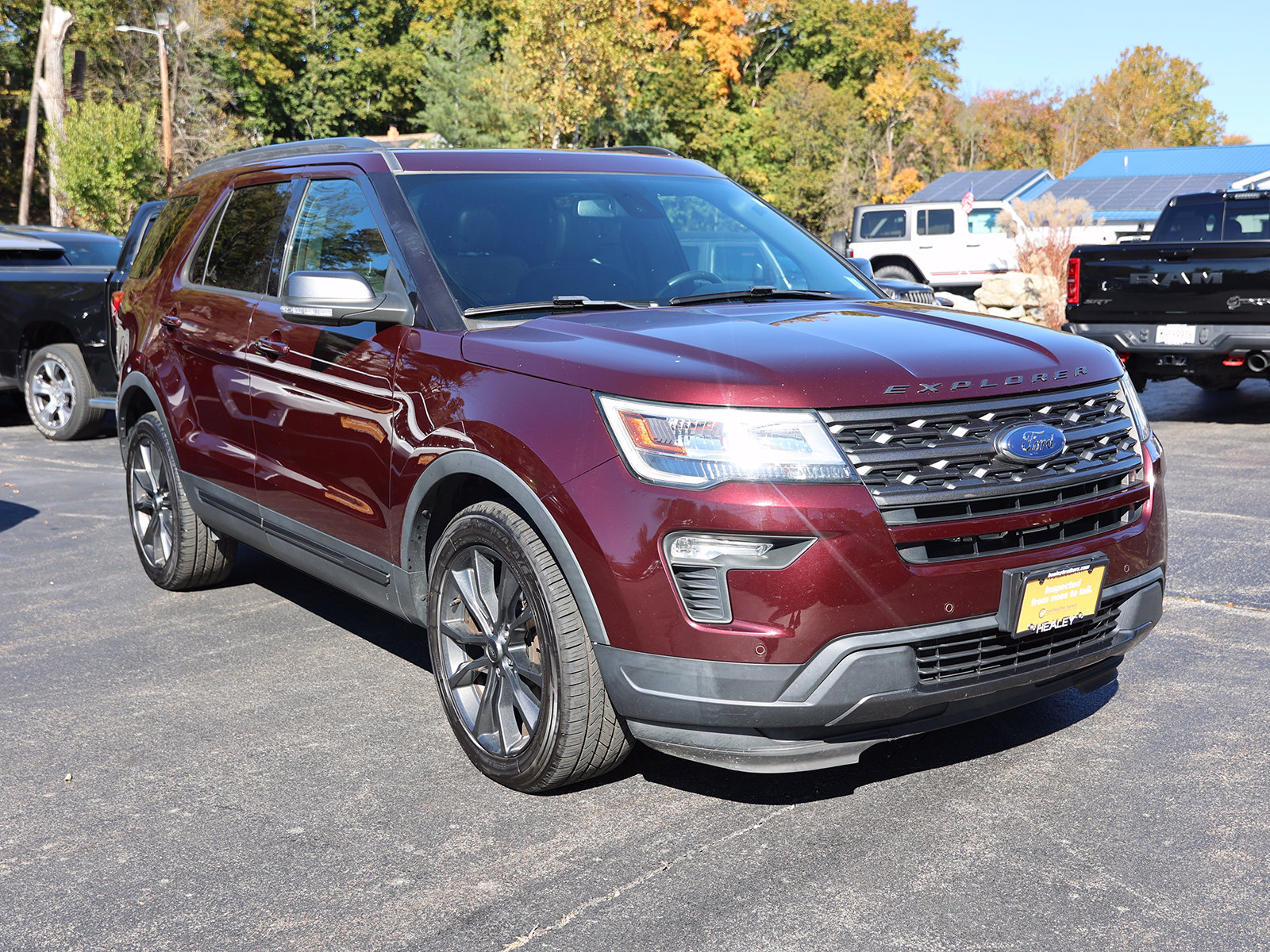 Photo view of 2019 Ford Explorer in Red