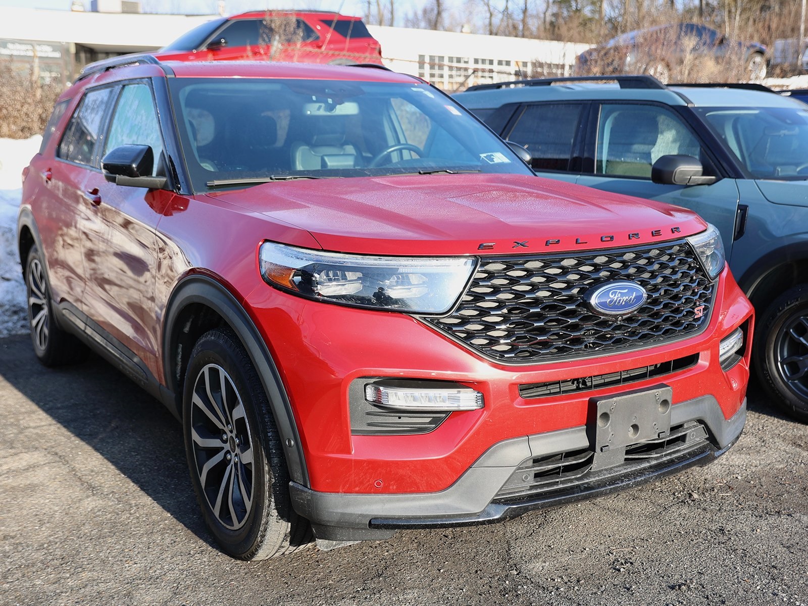 Photo view of 2020 Ford Explorer in Red