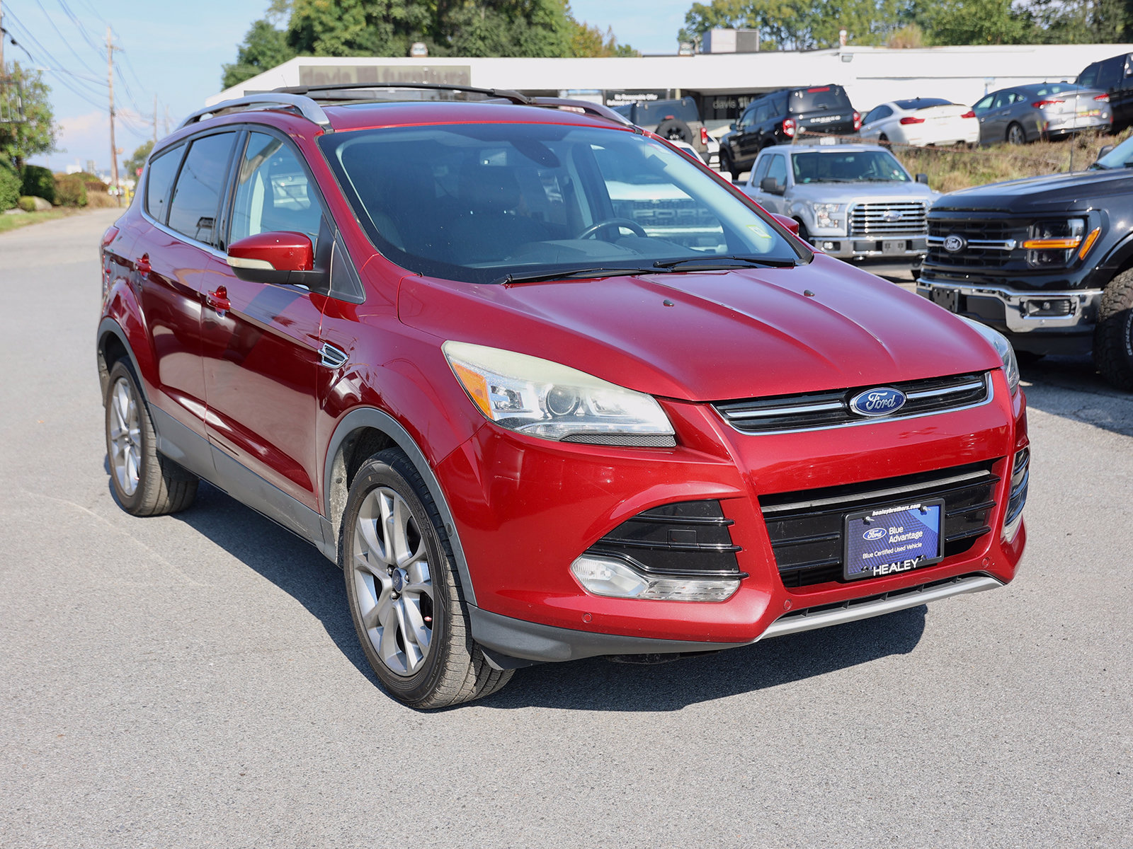 Photo view of 2015 Ford Escape in Red