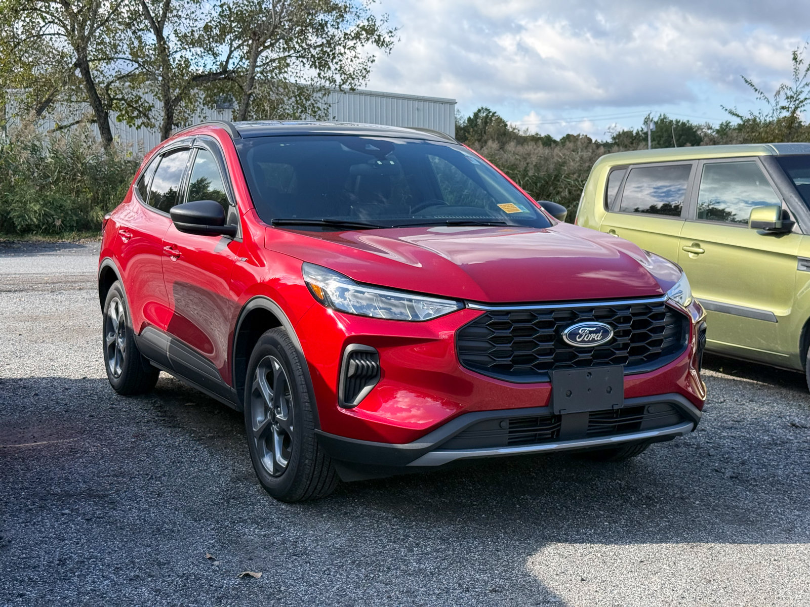Photo view of 2025 Ford Escape in Red