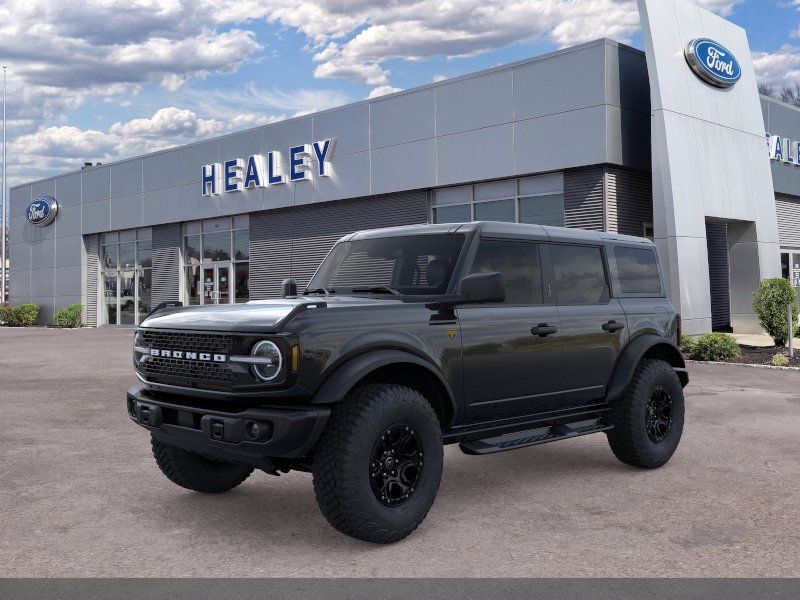 Photo view of 2026 Ford Bronco in Black