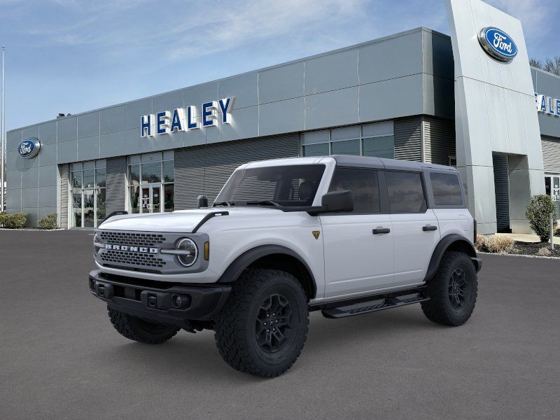 Photo view of 2026 Ford Bronco in White