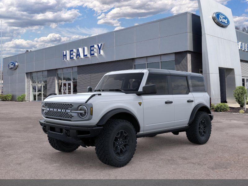 Photo view of 2026 Ford Bronco in White