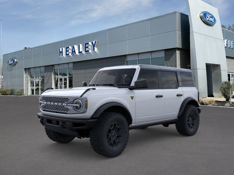 Photo view of 2026 Ford Bronco in White