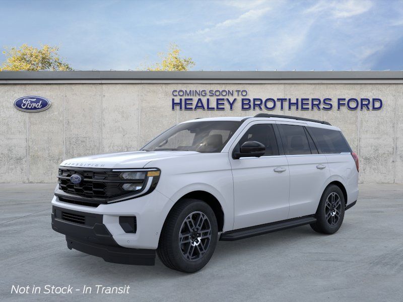 Photo view of 2026 Ford Expedition in Silver