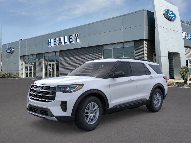 Photo view of 2026 Ford Explorer in White
