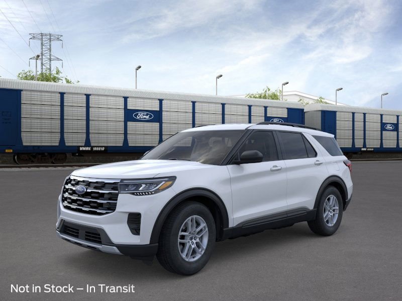 Photo view of 2026 Ford Explorer in White