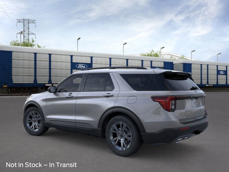 Photo view of 2026 Ford Explorer in Gray