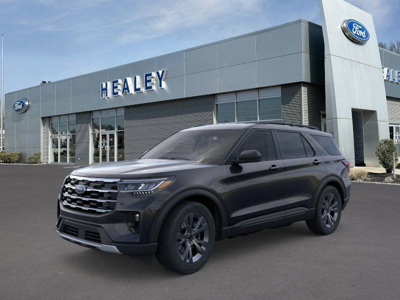 Photo view of 2026 Ford Explorer in Black