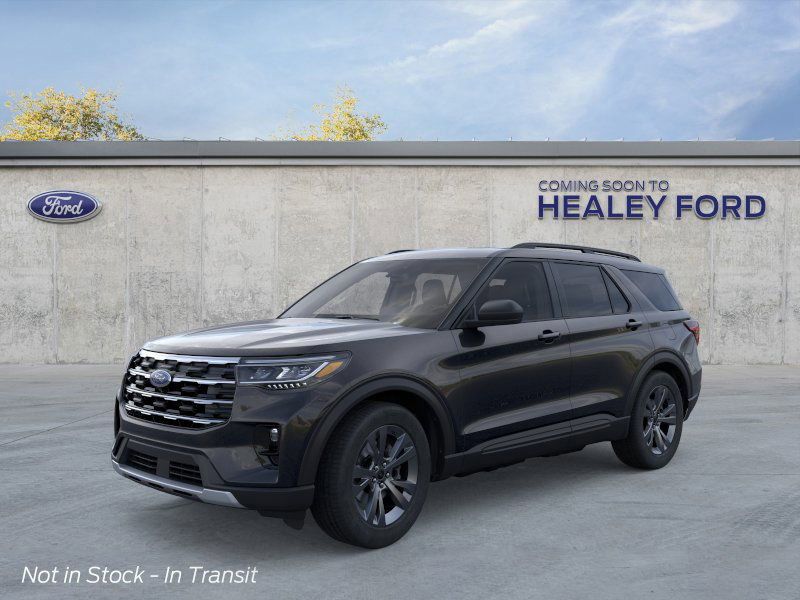 Photo view of 2026 Ford Explorer in Black