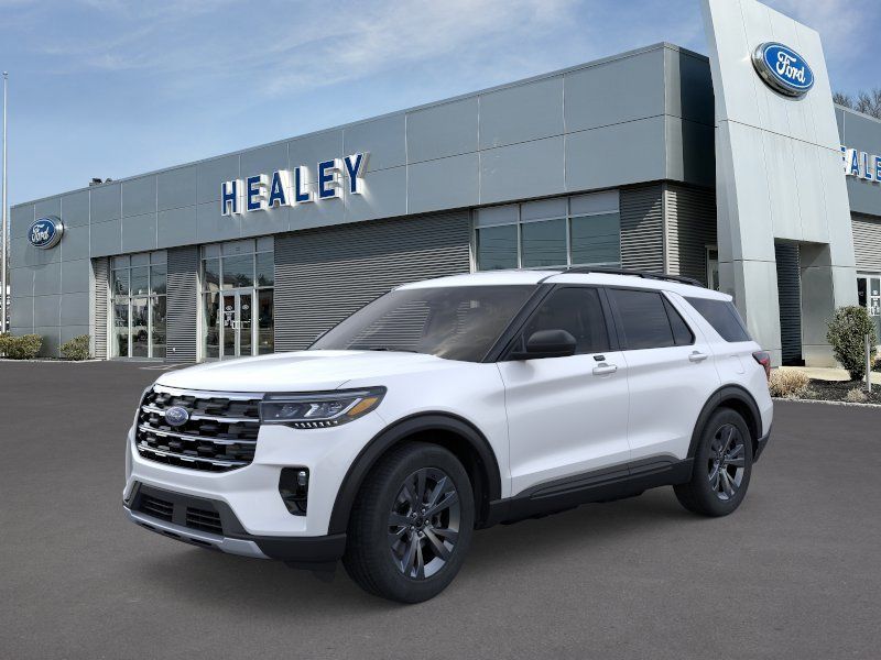 Photo view of 2026 Ford Explorer in White