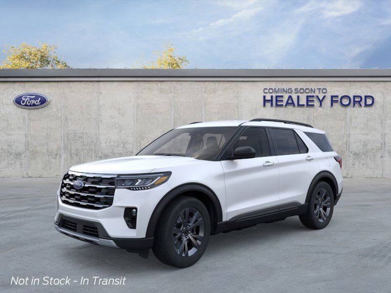 Photo view of 2026 Ford Explorer in White