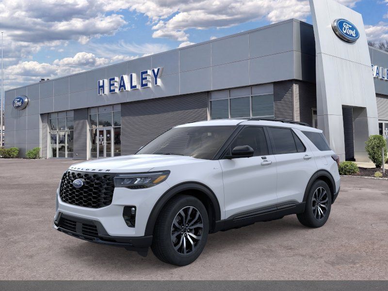 Photo view of 2026 Ford Explorer in White