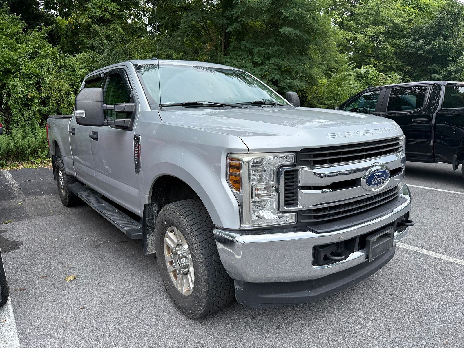 Photo view of 2018 Ford Super Duty in Silver