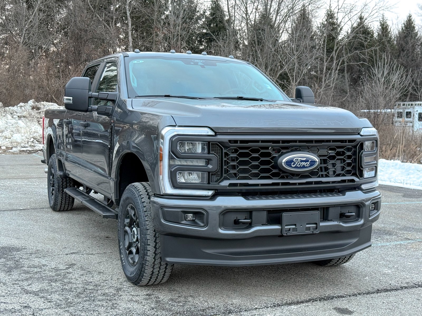 Photo view of 2026 Ford Super Duty in Gray