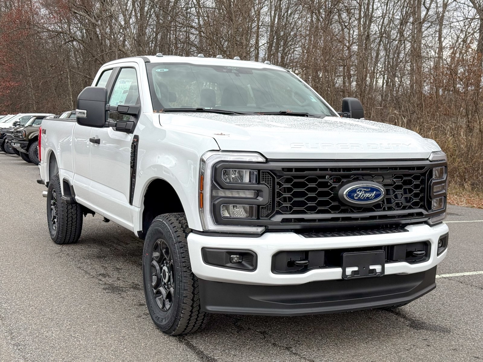 Photo view of 2026 Ford Super Duty in White