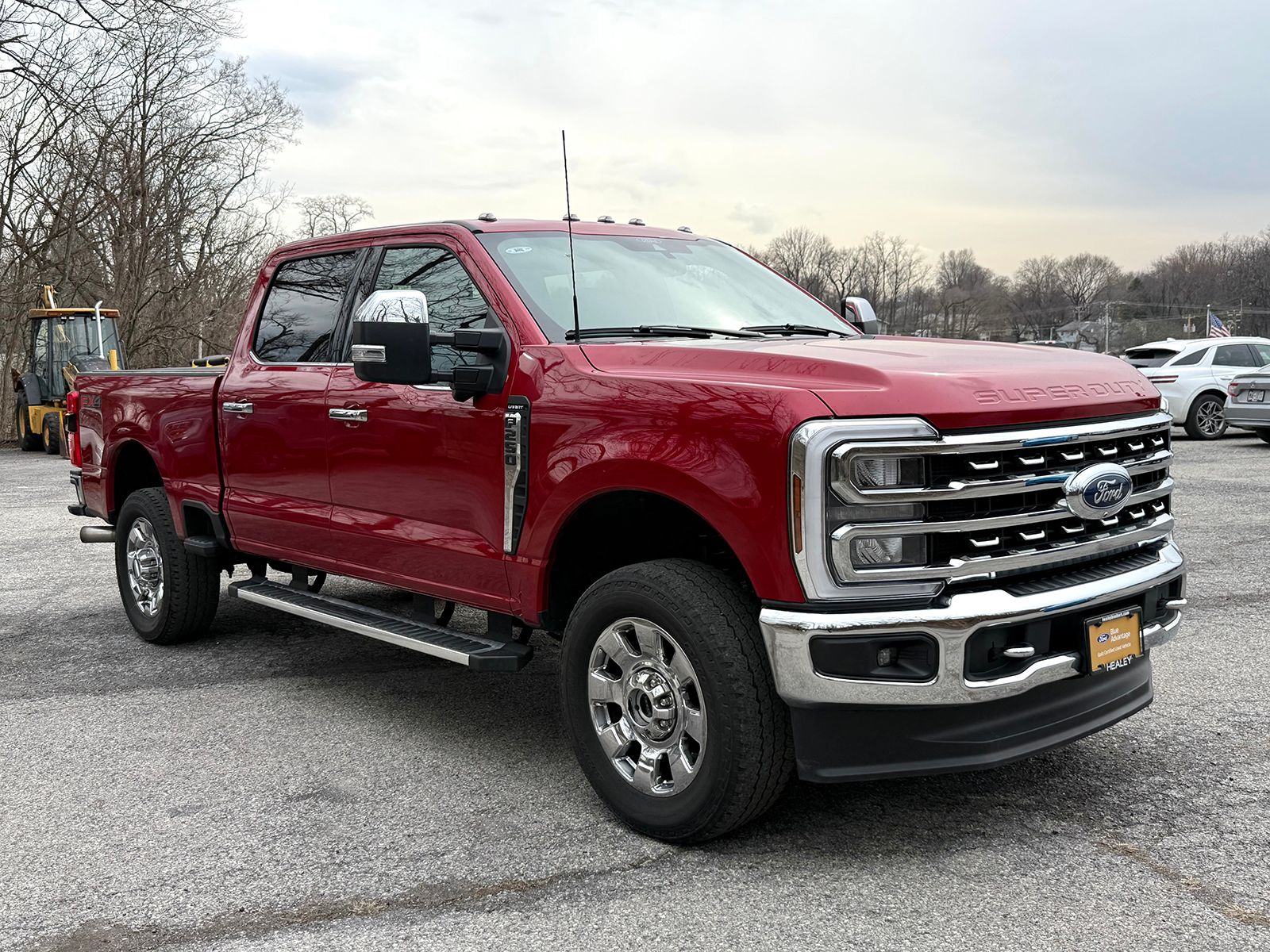 Photo view of 2024 Ford Super Duty in Red