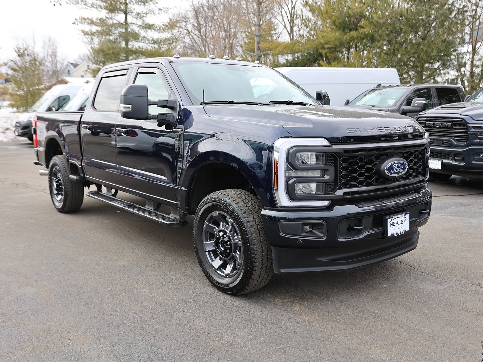 Photo view of 2024 Ford Super Duty in Blue