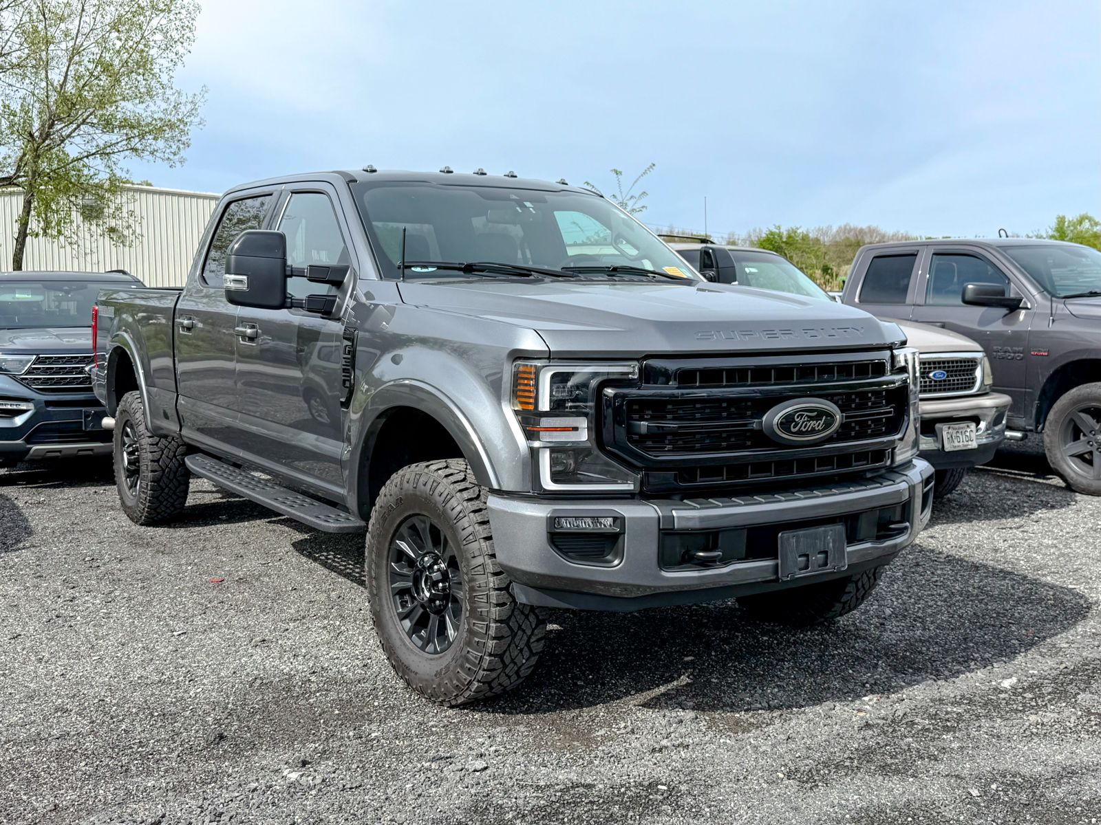 Photo view of 2022 Ford Super Duty in Gray