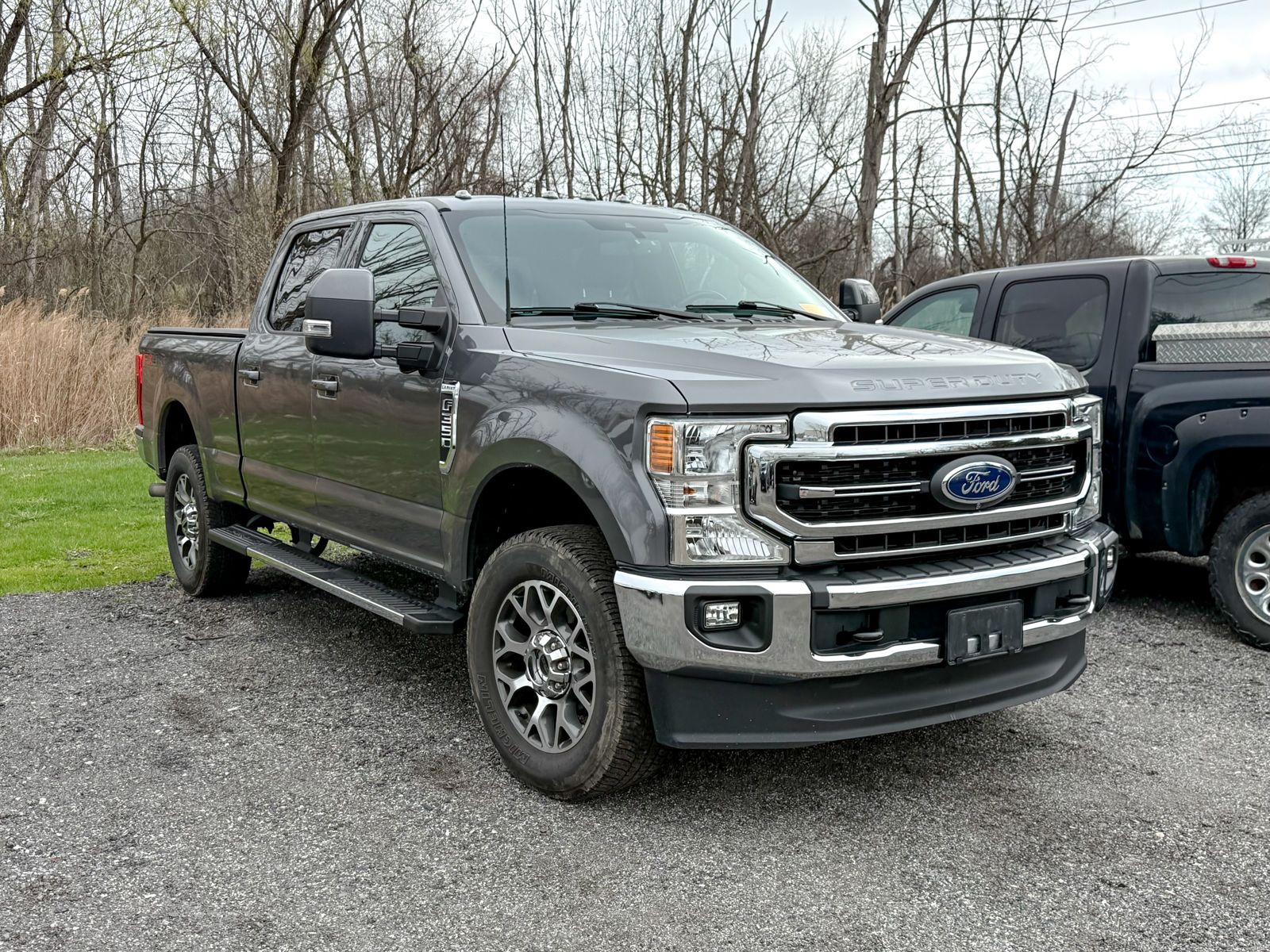 Photo view of 2022 Ford Super Duty in Gray