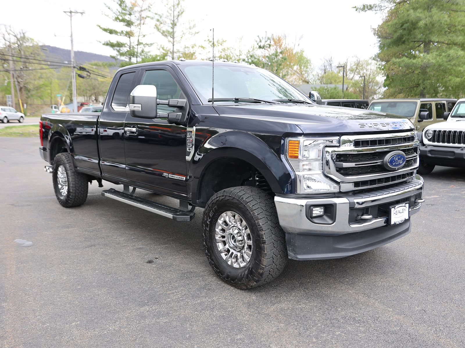 Photo view of 2022 Ford Super Duty in Blue
