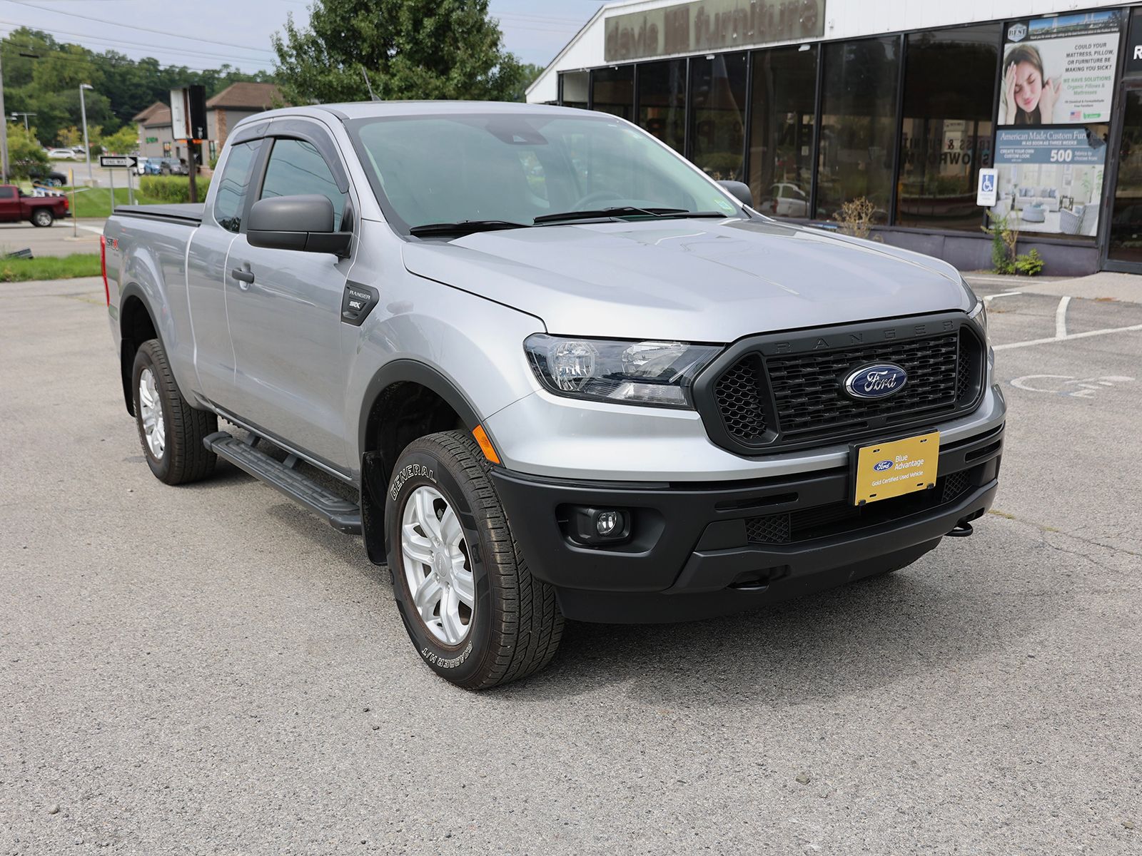 Photo view of 2022 Ford Ranger in Silver