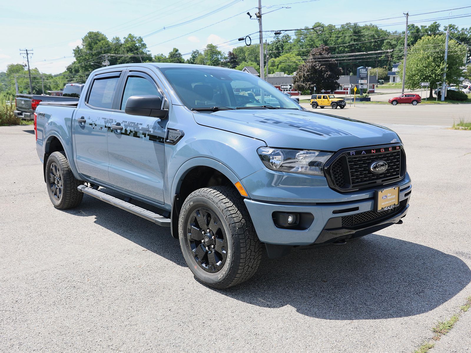 Photo view of 2023 Ford Ranger in Gray