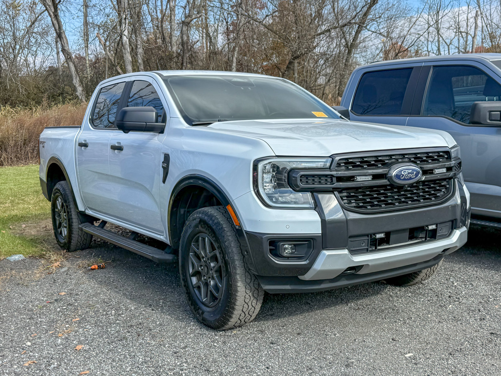 Photo view of 2024 Ford Ranger in White