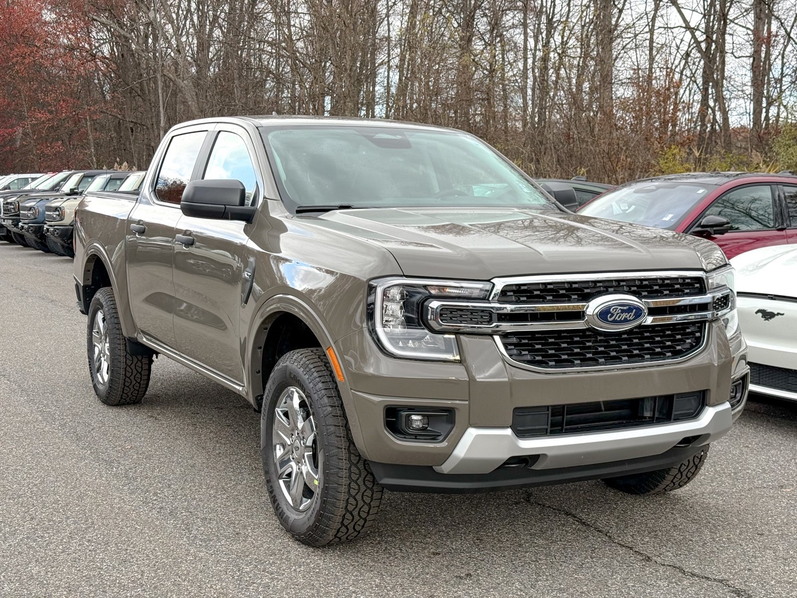 Photo view of 2025 Ford Ranger in Gray