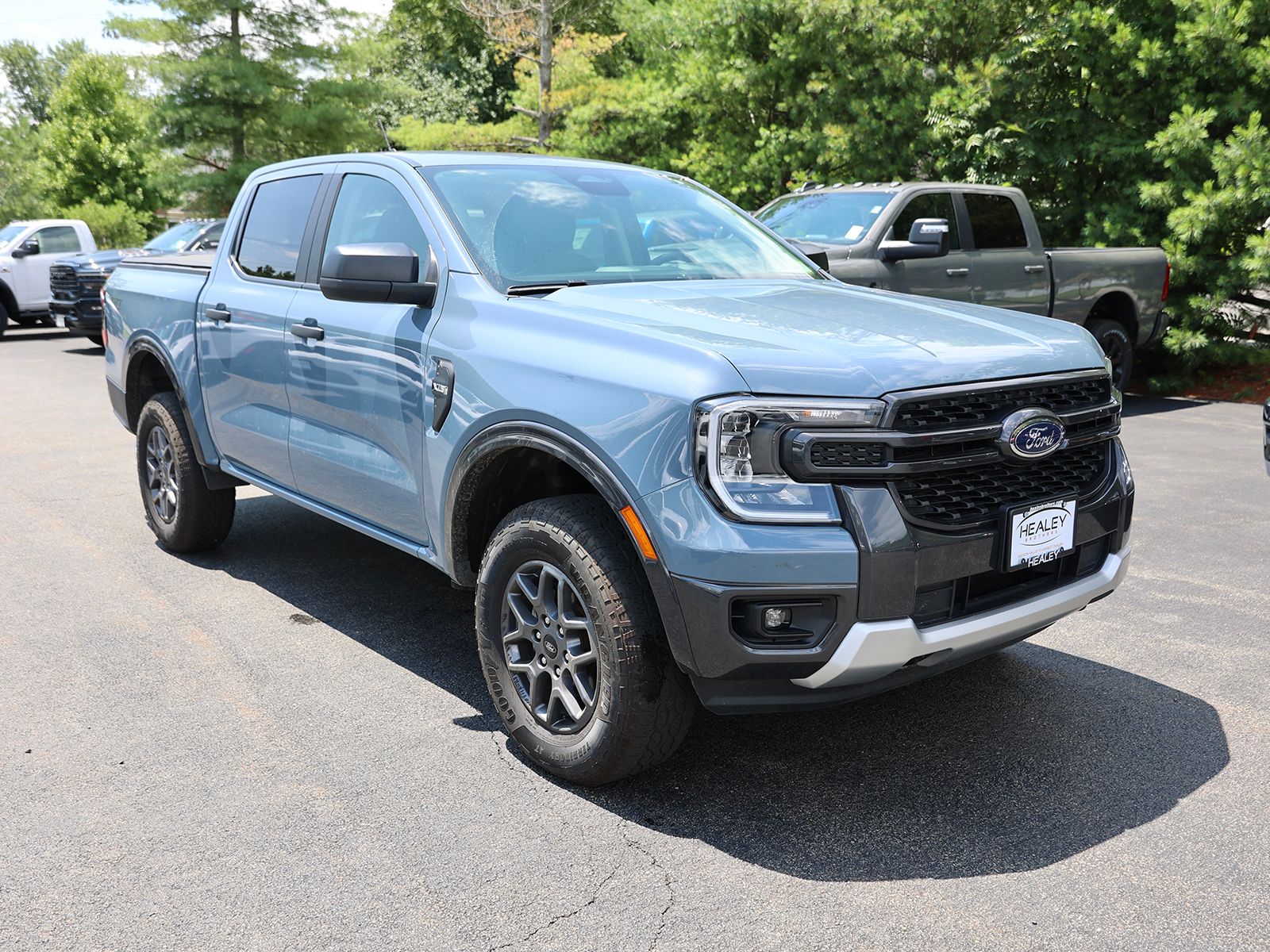 Photo view of 2024 Ford Ranger in Gray