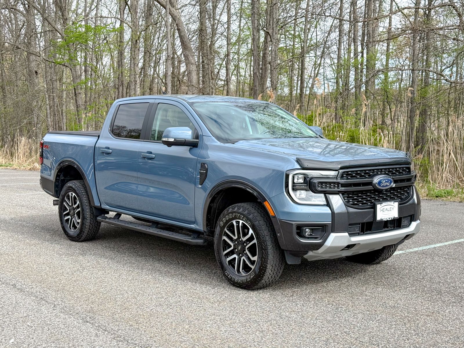 Photo view of 2024 Ford Ranger in Gray